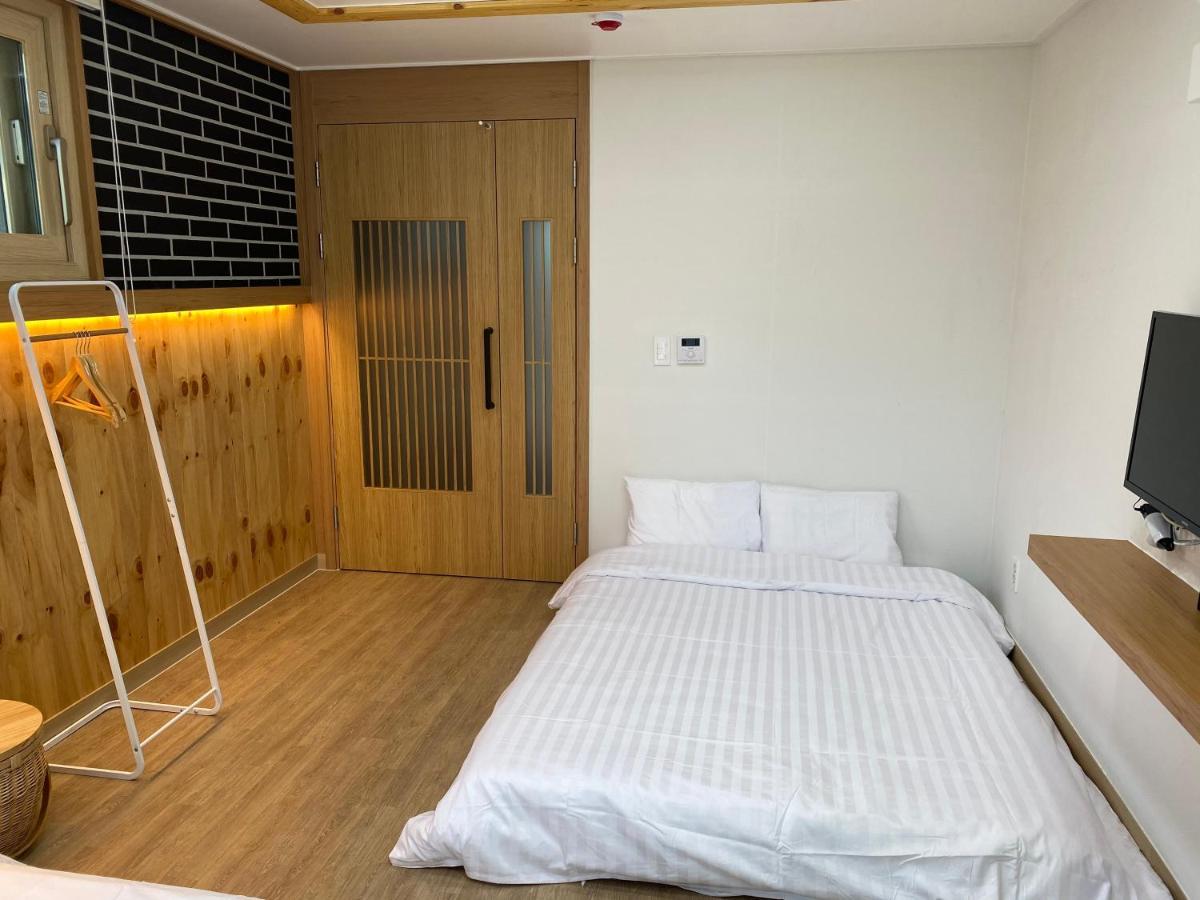38Th Street Guesthouse Mokpo Extérieur photo